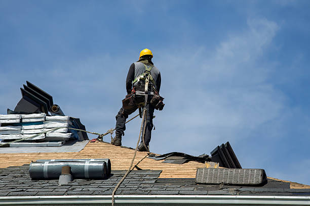 Professional Roofing technician working in Carrollton, MI
